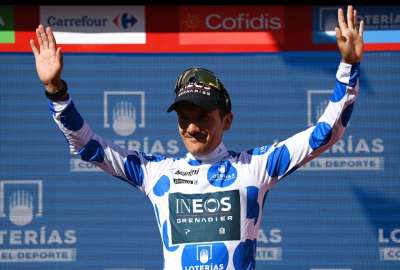 Richard Carapaz gan&oacute; su tercera etapa de la Vuelta a Espa&ntilde;a