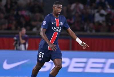 Pacho fue titular en una nueva goleada
