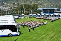Hoy se realizó la entrega de 20 buses destinados para el personal de la Policía Nacional.