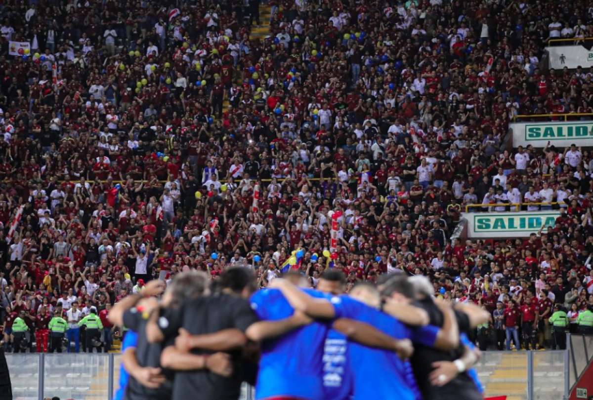 Venezuela presenta grabaciones que se&ntilde;alan a la CIA y a Colombia en planes contra Maduro