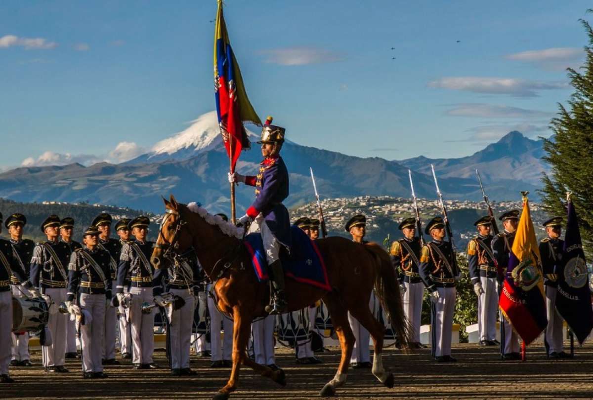 El general Antonio José de Sucre lideró las tropas independentistas contra el ejército español, el 24 de mayo. 
