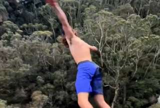 Un joven australiano sobrevive tras lanzarse desde una cascada de 42 metros