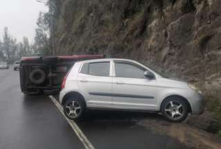 Siniestro de tr&aacute;nsito en la Av. Sim&oacute;n Bol&iacute;var en Quito