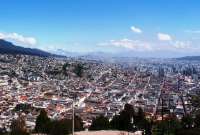 El Inamhi se&ntilde;al&oacute; que el incremento de temperatura en Quito obedece a una etapa &amp;quot;seca&amp;quot; y con &amp;quot;bajo contenido de humedad&amp;quot; en el ambiente. 
