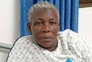 &Aacute;frica: Una mujer de 70 a&ntilde;os tuvo gemelos