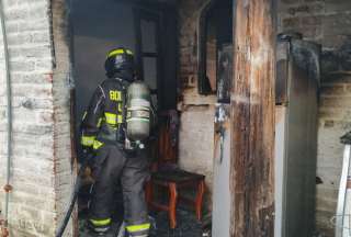 Incendio estructural afect&oacute; a una vivienda en Lumbis&iacute;
