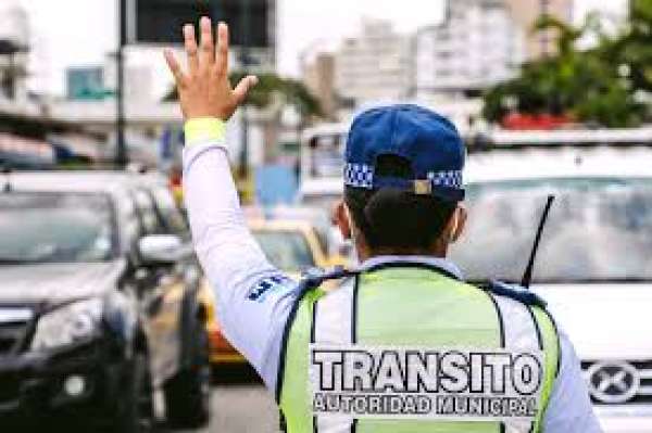 El altercado se registró durante un operativo en el Km. 13 de la vía Guayaquil - Daule.