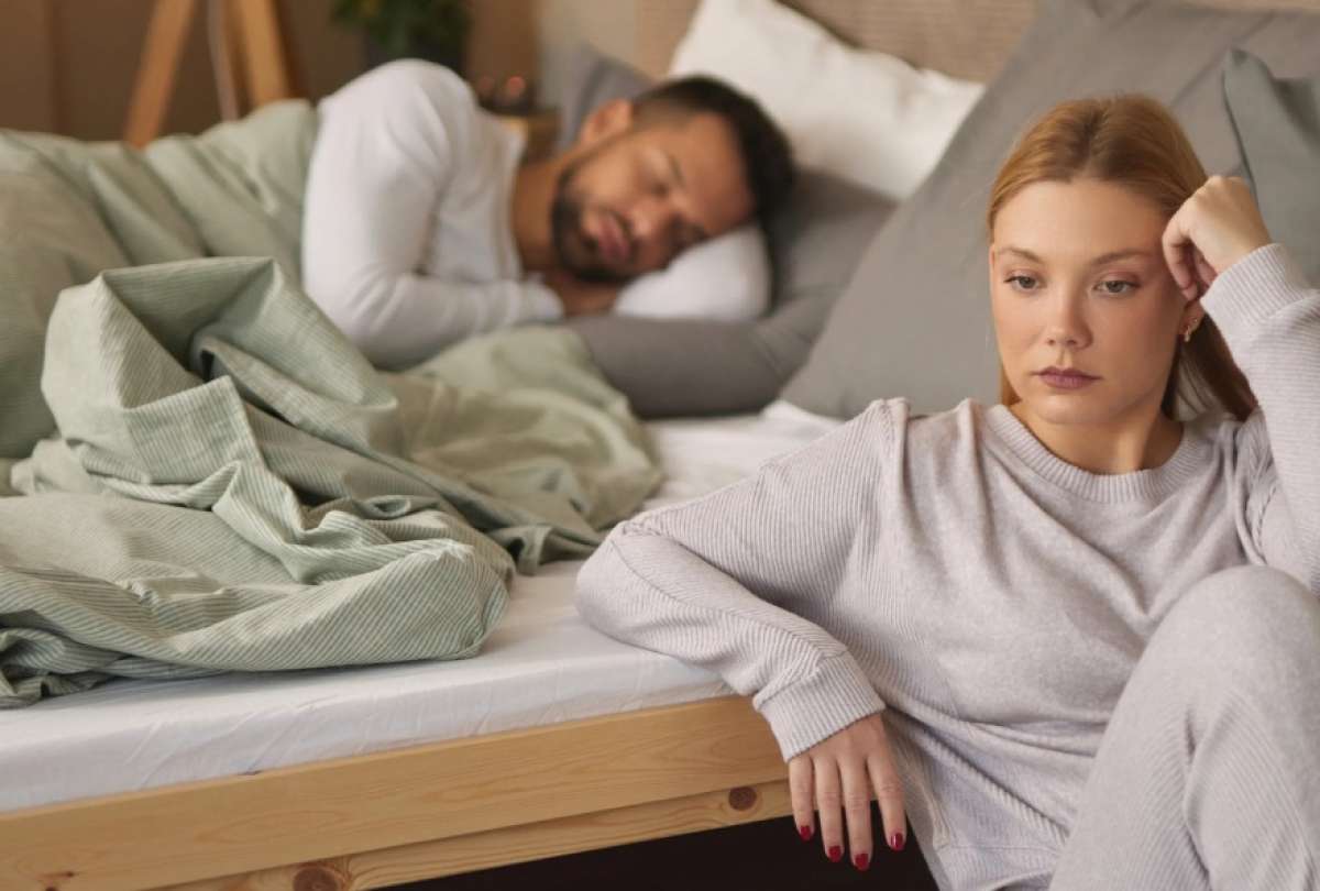 ¿Qué significa soñar con la pareja de otra persona? Psicólogos y expertos en sueños explican las posibles razones.