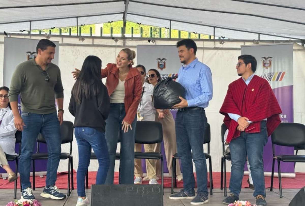 Campa&ntilde;a 'Abrazo solidario' distribuir&aacute; art&iacute;culos entre quienes m&aacute;s lo necesiten