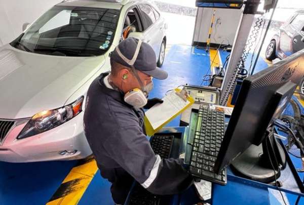 Turnos de revisi&oacute;n y matriculaci&oacute;n vehicular se reagendan por el feriado