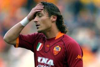 Francesco Totti no llegar&aacute; para la Noche Amarilla