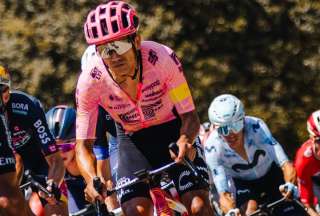 Carapaz: "Hay una falta de respeto muy grande"