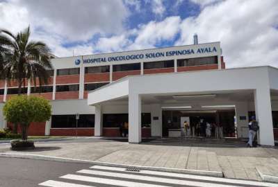 IESS rechaza decisi&oacute;n de Solca de no atender a nuevos pacientes derivados