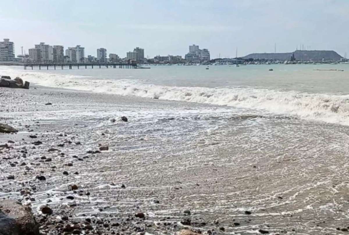 El Inocar advierte que el oleaje en las playas de Ecuador continuará este 2 de abril. 