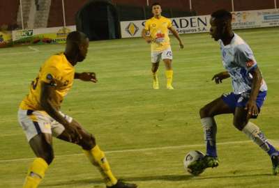 Delf&iacute;n gan&oacute; en Ambato y se meti&oacute; entre los l&iacute;deres de la LigaPro