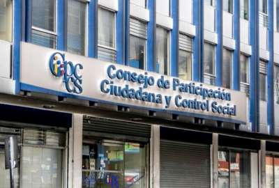 Mientras que el pleno de la Asamblea Nacional posesion&oacute; a uno de los consejeros suplentes del Cpccs.