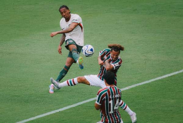 Fluminense y Chelsea se disputan la tarde de este martes un pase a la final del Mundial de Clubes. El equipo europeo avanza a la final del torneo.