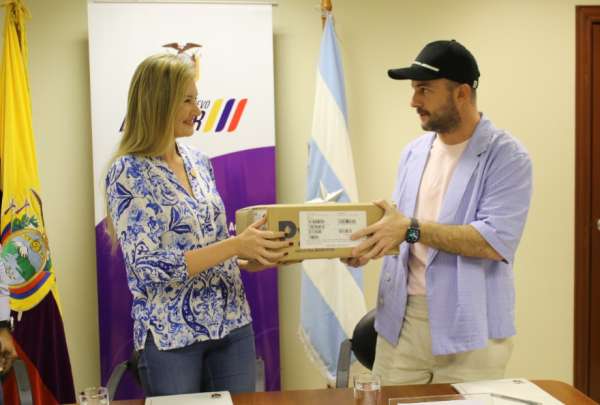 La ministra de Ambiente inspeccion&oacute; el relleno sanitario y las instalaciones de agua en Dur&aacute;n.