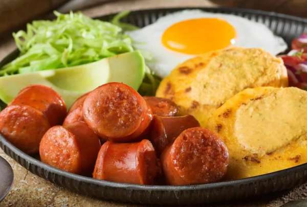 El llapingacho, entre las comidas callejeras más 'deli' del mundo