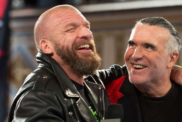 La superstrella Triple H anunci&oacute; su retiro de la lucha libre