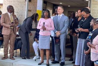 La familia de Jayland Walker ha calificado como "homicidio" la actuaci&oacute;n de la polic&iacute;a de Akron.
