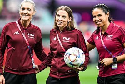  Neuza Back, St&eacute;phanie Frappart y Karen D&iacute;az dirigieron el encuentro entre Costa Rica y Alemania.