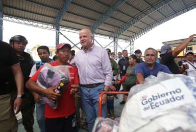 Autoridades recorrieron la isla Pun&aacute;, en Guayas, tras el terremoto del pasado s&aacute;bado