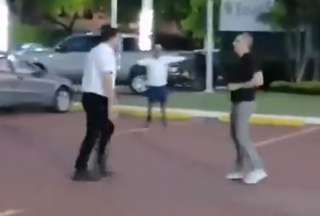 Antonio &Aacute;lvarez se fue a los golpes con con hermano de Andr&eacute;s Guschmer