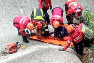 Collas: Una mujer falleci&oacute; al caer de la moto hacia una quebrada