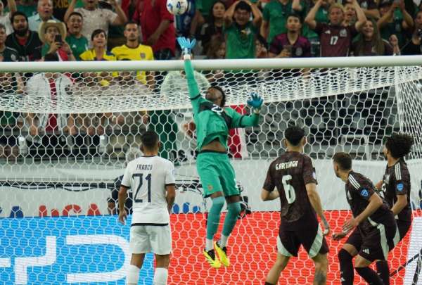 Ecuador sufri&oacute; en el &uacute;ltimo partido de la fase de grupos y pasa a cuartos de la Copa Am&eacute;rica. 