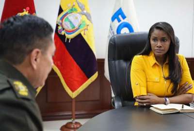 La fiscal Diana Salazar se reuni&oacute;n con el comandante C&eacute;sar Zapata de la Polic&iacute;a. 