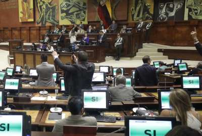 La enmienda deber&aacute; pasar por dos debates en el Pleno. 