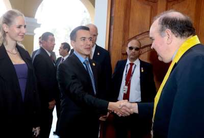El presidente Daniel Noboa recibi&oacute; las llaves de la ciudad de Lima y fue declarado hu&eacute;sped ilustre en una ceremonia celebrada este 4 de julio de 2024. 