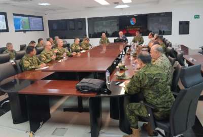 Polic&iacute;a y Fuerzas Armadas reiteran su apoyo al presidente Lasso