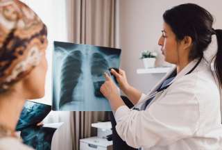 Unos 8.000 pacientes ingleses recibieron un mensaje advirti&eacute;ndoles que tienen c&aacute;ncer en lugar de uno navide&ntilde;o