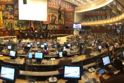 Contin&uacute;an las pugnas en la Asamblea Nacional