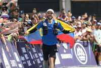 El ecuatoriano se convirtió en el primer Sudamericano en lograr podio en el Ultra Trail Mont Blanc y alcanzó el tercer lugar en la competencia de trail más exigente del mundo.