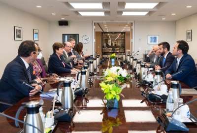 El ministro Arosemena espera que el pa&iacute;s termine con &eacute;xito el acuerdo con el FMI.