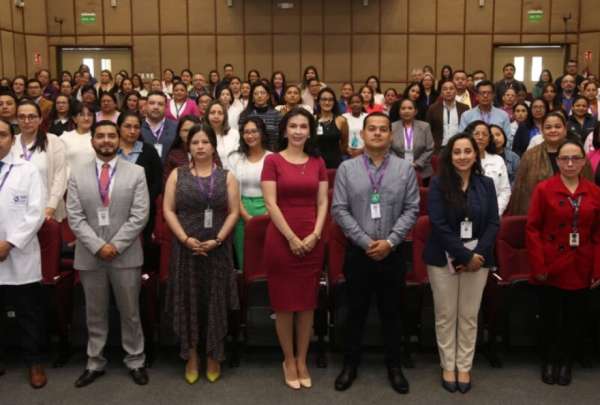Segundo taller sobre el proceso de evaluaci&oacute;n para la certificaci&oacute;n como Establecimientos de Salud Amigos de la Madre y del Ni&ntilde;o (ESAMyN) se dict&oacute; en el Hospital Gineco Obst&eacute;trico Pedi&aacute;trico de Nueva Aurora Luz Elena Arismendi. 