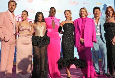 La fiebre de Barbie atrap&oacute; a famosos en Los &Aacute;ngeles