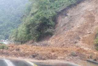 La v&iacute;a Cuenca - Molleturo - El Empalme est&aacute; cerrada