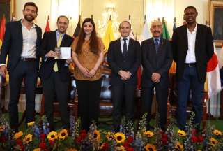 Canciller&iacute;a present&oacute; una gu&iacute;a para los turistas ecuatorianos que vayan al Mundial de Qatar 2022