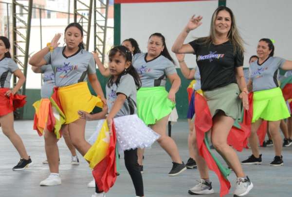 En Manab&iacute; se festej&oacute; por los resultados alcanzados por Act&iacute;vate 2024.
