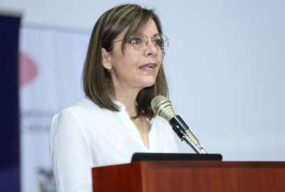 Ximena Garz&oacute;n, ministra de Salud, asegur&oacute; que los servicios p&uacute;blicos seguir&aacute;n gratuitos