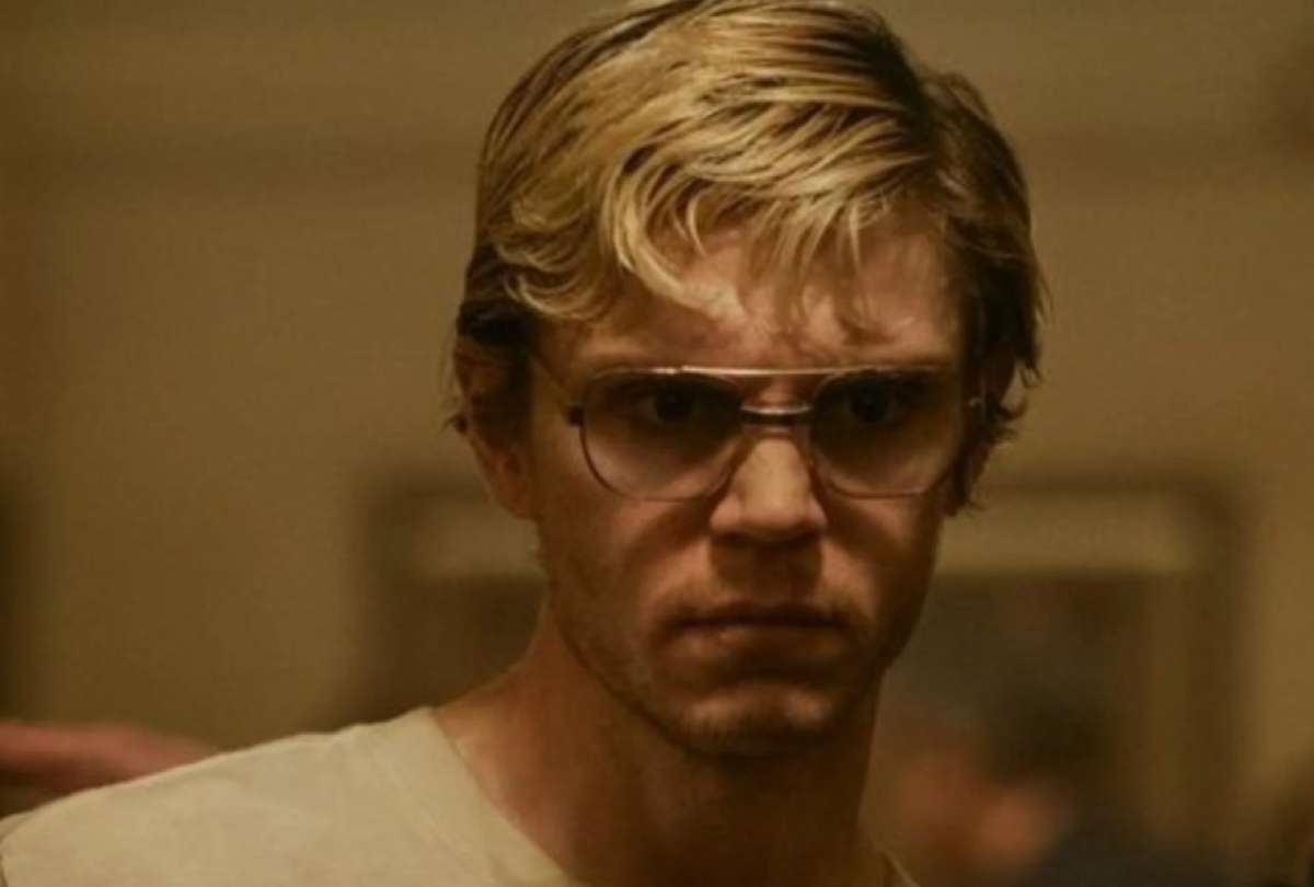 La serie sobre Jeffrey Dahmer se convirti&oacute; en la segunda m&aacute;s vista en la historia de Netflix