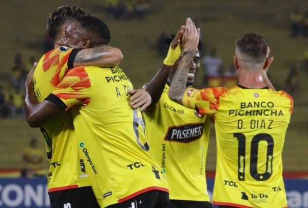 Barcelona ser&aacute; el primero en saltar a la cancha en los playoffs de la Sudamericana