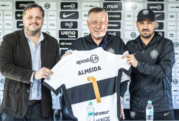 Olimpia apuesta por la experiencia: Ever Hugo Almeida es su nuevo director t&eacute;cnico