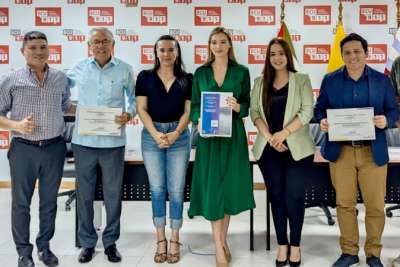 Ministra Sade Fritschi otorga viabilidades t&eacute;cnicas y recibe el Plan de Acci&oacute;n para la cuenca del r&iacute;o Portoviejo.