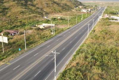 El presidente Guillermo Lasso resalt&oacute; que esta obra, entregada en Santa Elena, beneficiar&aacute; a 400.000 habitantes.