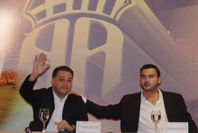 Antonio &Aacute;lvarez (derecha) es el nuevo presidente de Barcelona Sporting Club
